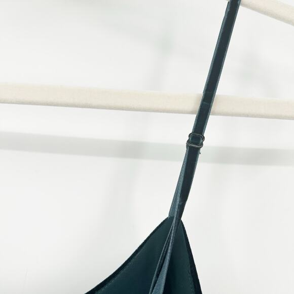 Ali & Jay Womens Party Hustle Culotte Velvet Crop Wide Leg Jumpsuit Size L Green - Picture 6 of 9